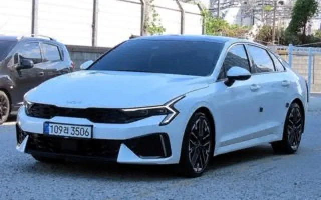 중고차직거래매매사이트 더 뉴 K5 3세대 1.6 터보 매물 사진 12 - 2023/12 31,994km
